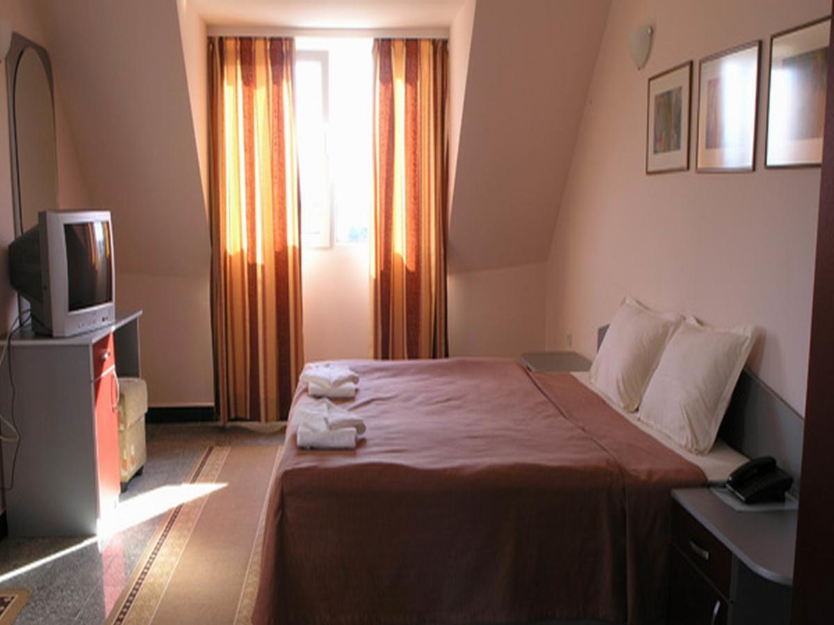 Hotel Ertancom Blagoevgrad Ngoại thất bức ảnh