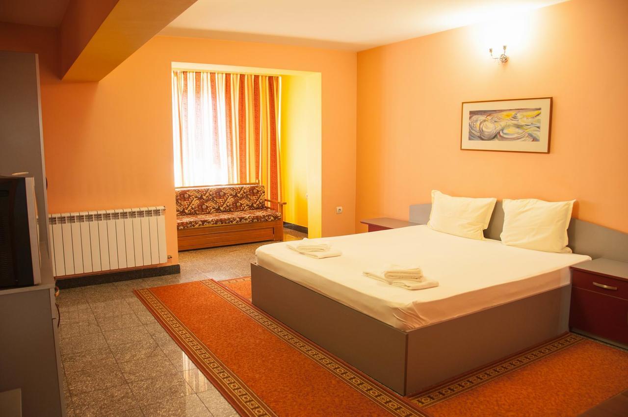Hotel Ertancom Blagoevgrad Ngoại thất bức ảnh